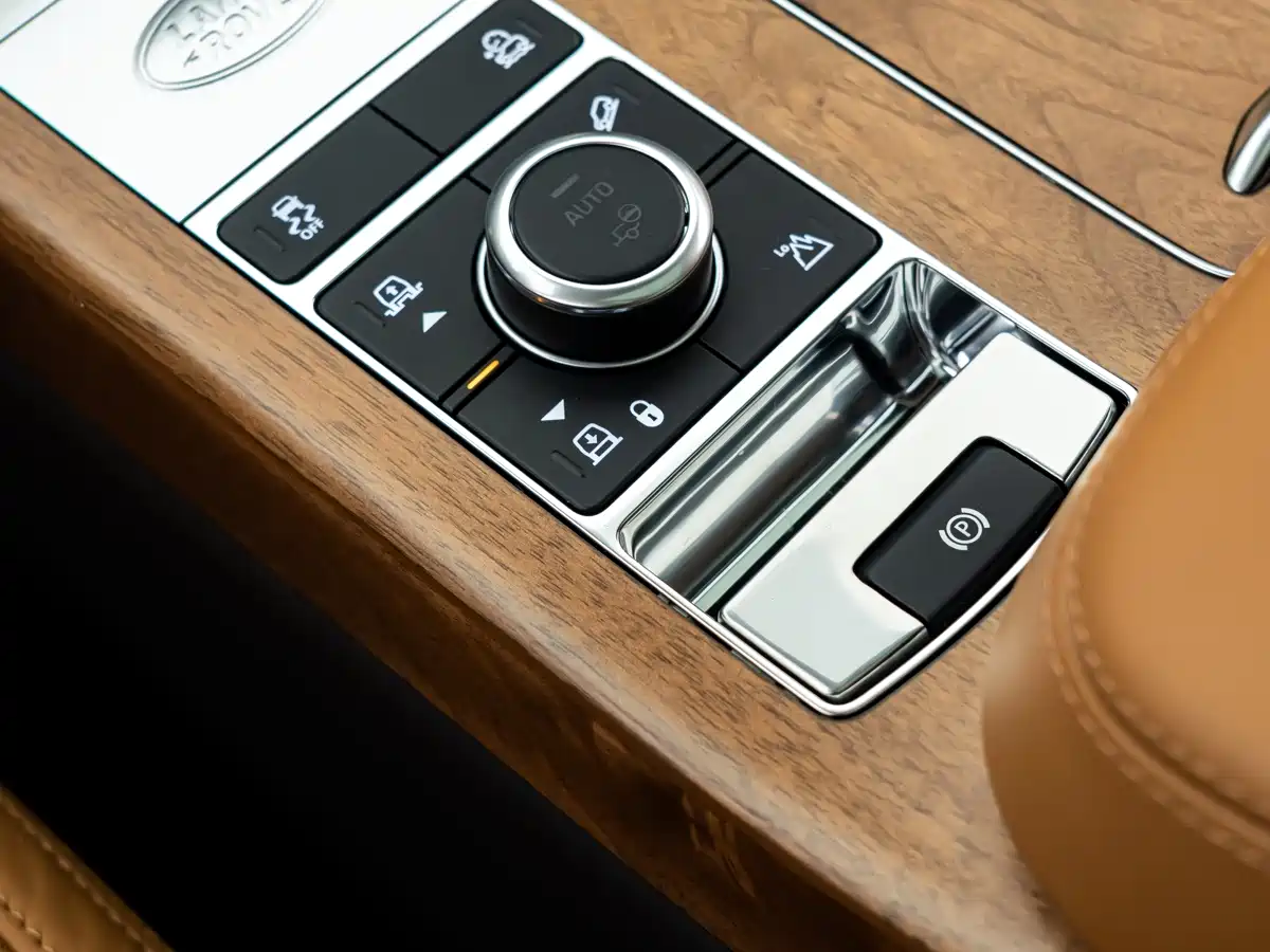 Фото 12 - Land Rover Range Rover