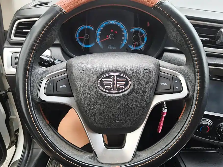 FAW Junpai D60 2015 2015 1.5L Manual Standard