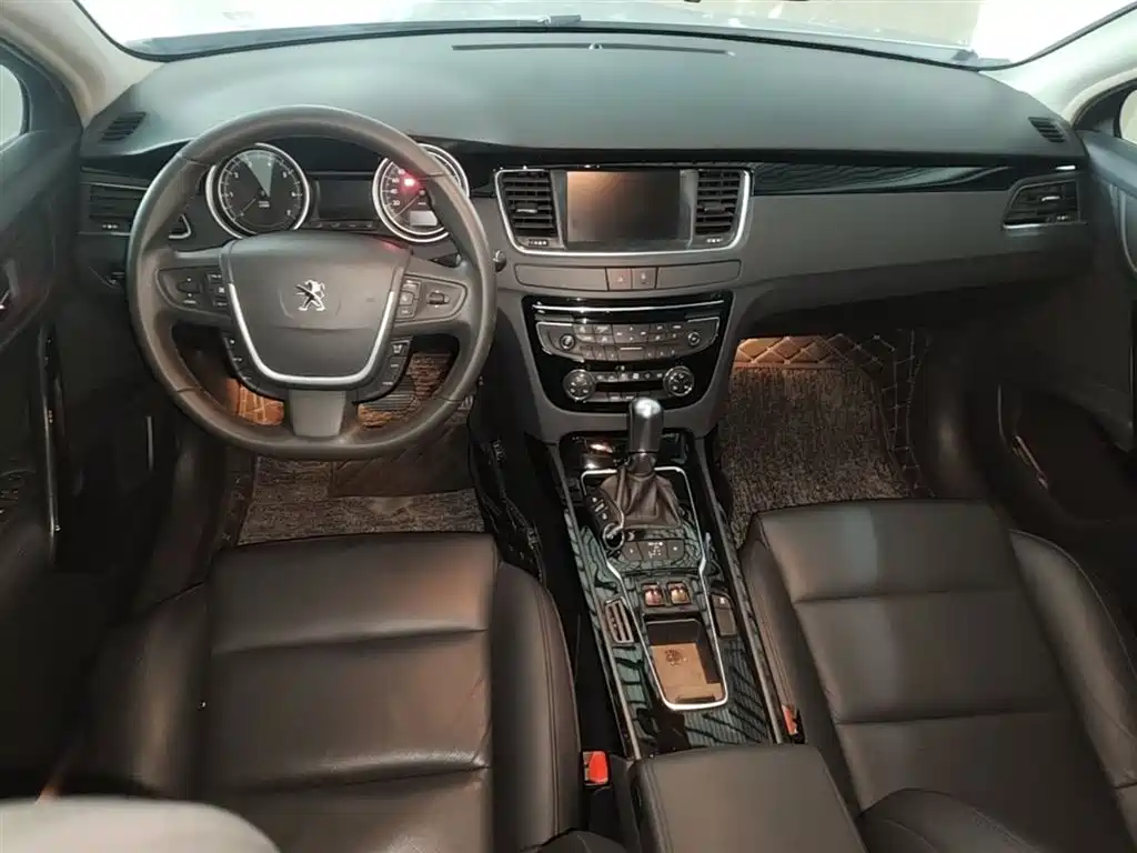 Peugeot 508 2015 1.6THP Auto Excellence Edition фото 16
