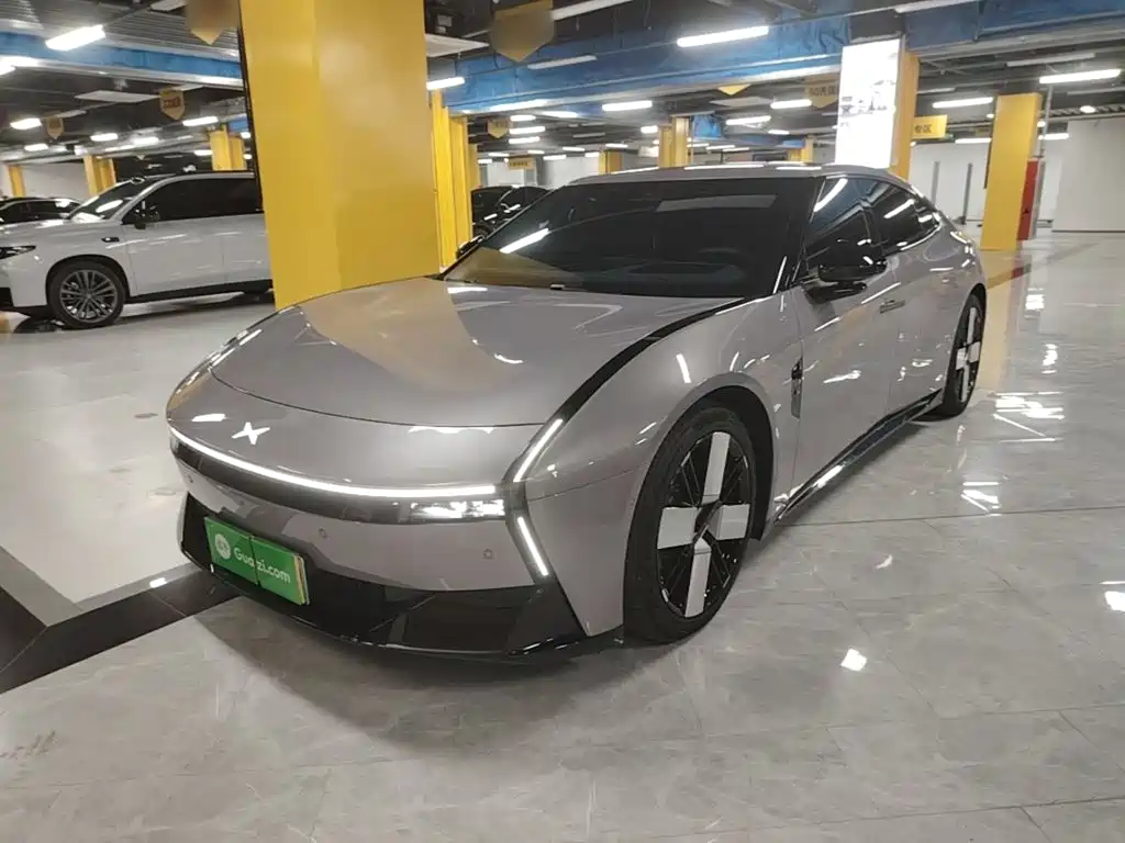 Фото 2 - XPeng P7