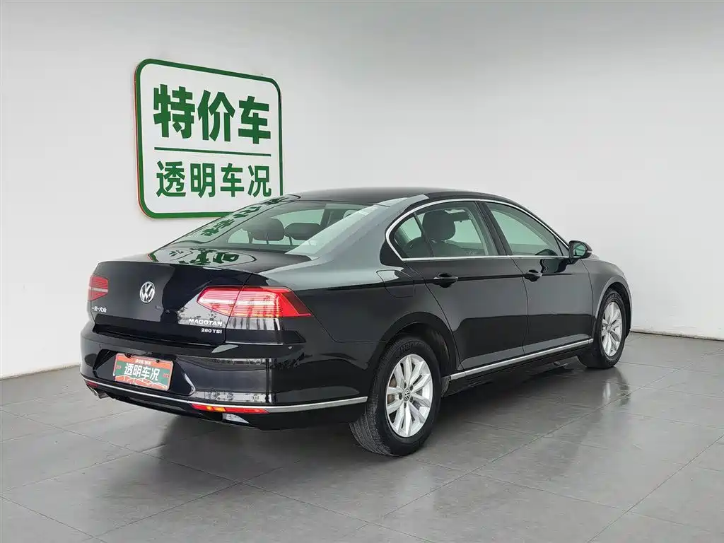 Volkswagen Magotan 2018 280TSI DSG Comfort фото 2