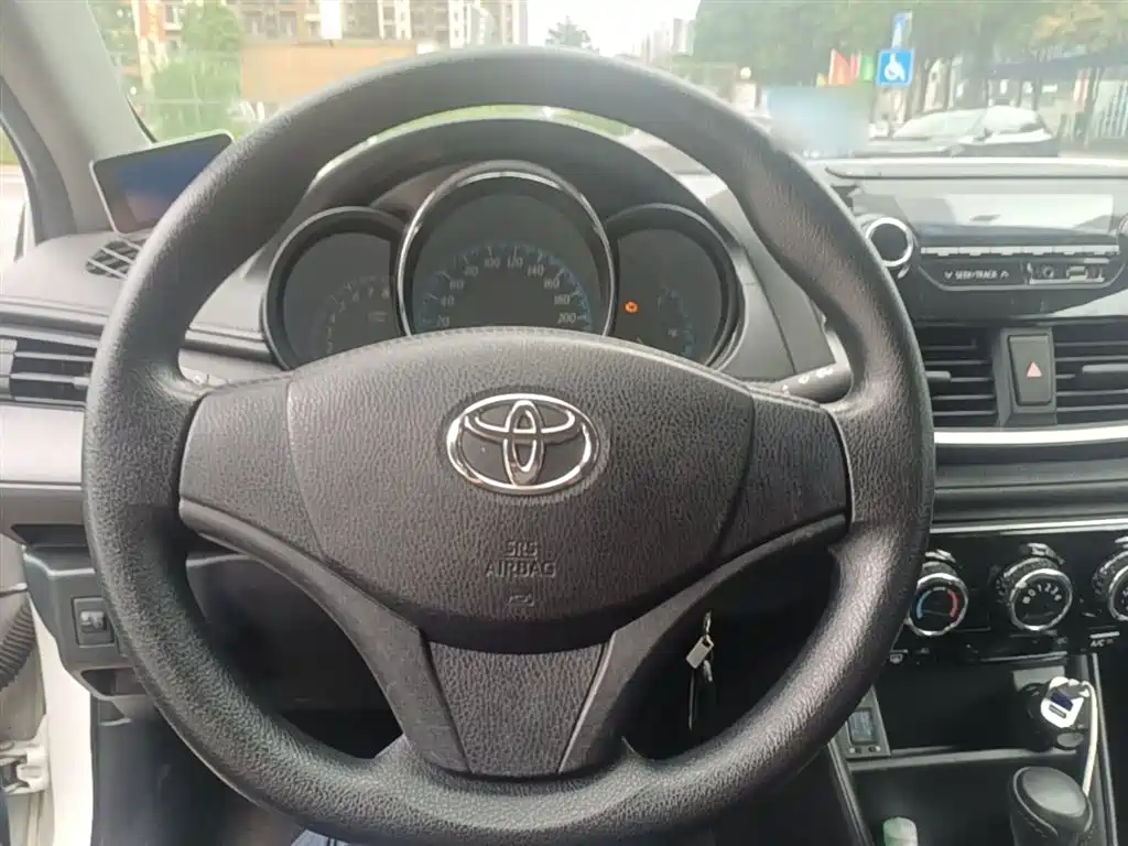 Toyota YARiS L Zhi Xiang 2017 1.5E CVT Charming Edition фото 11