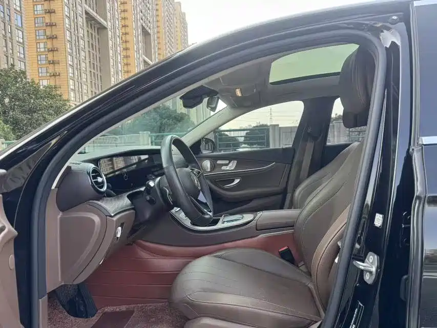Mercedes-Benz E-Class 2023 E 300 L Luxury фото 4