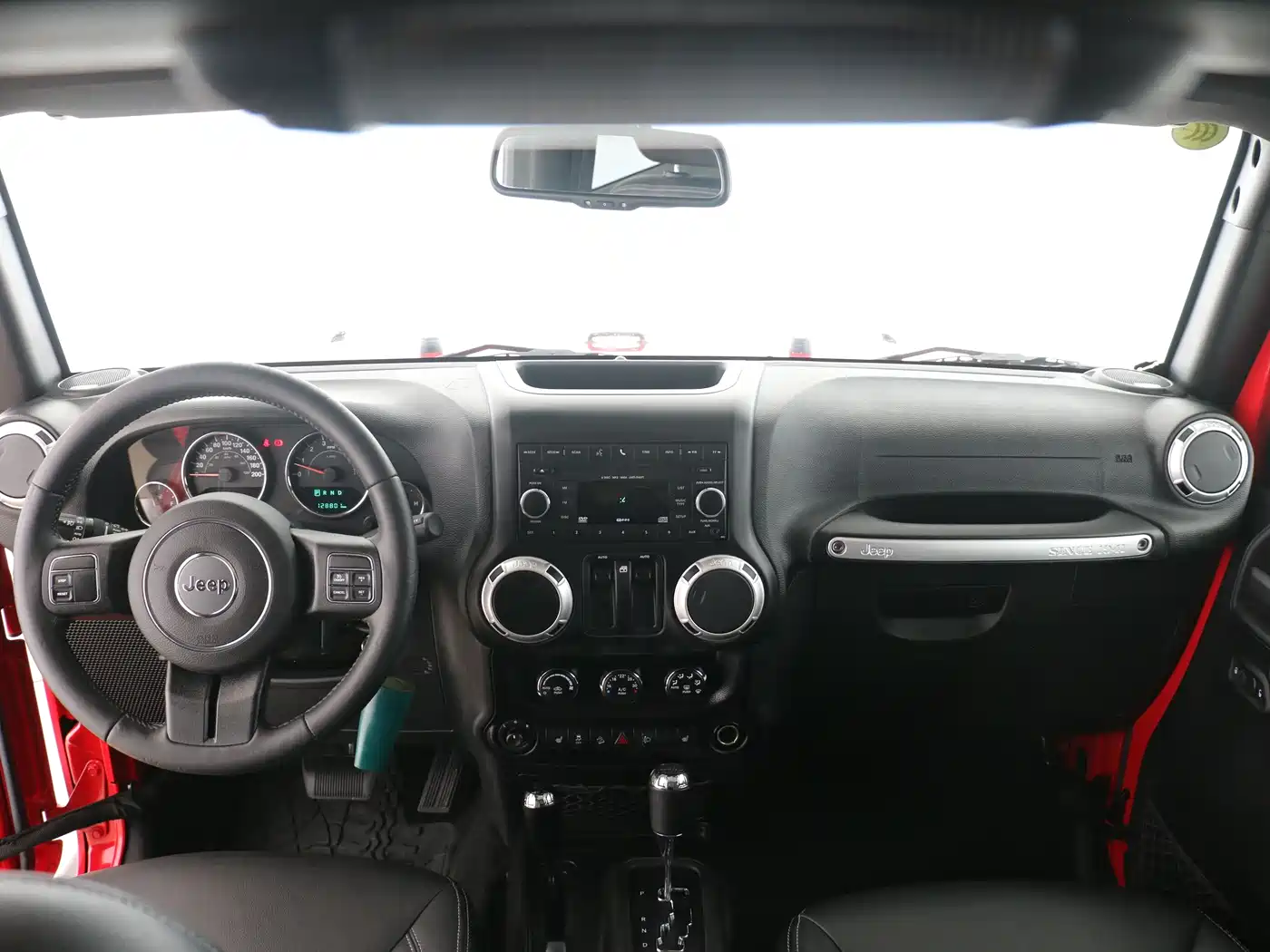 Фото 8 - Jeep Wrangler