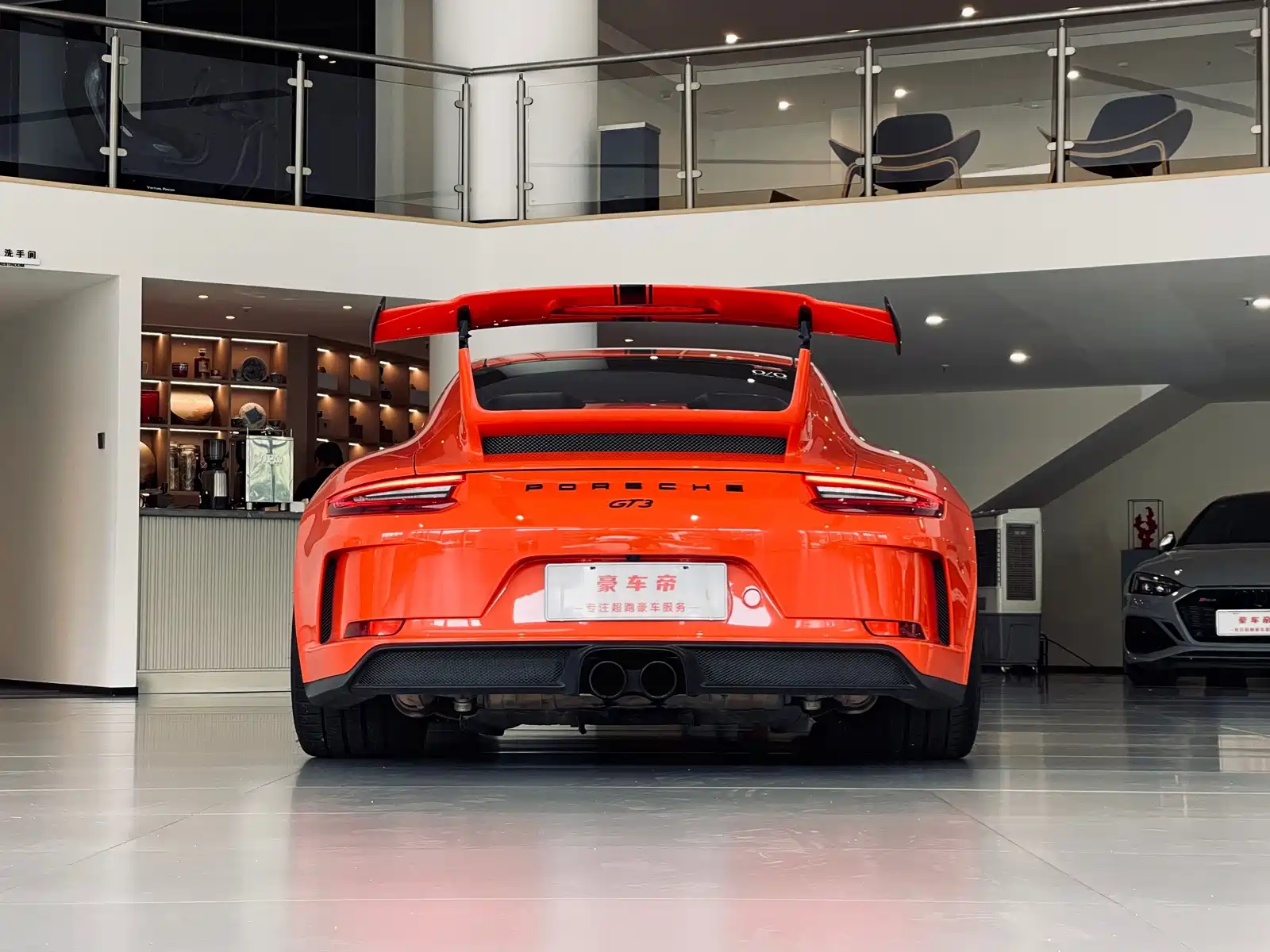 Photo 9 - Porsche 911
