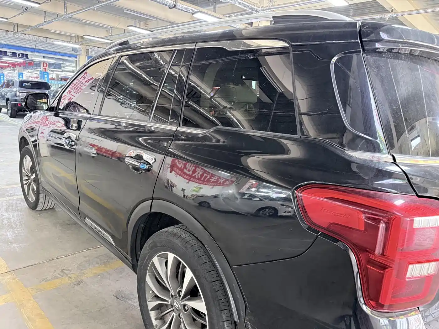 GAC Trumpchi Trumpchi GS8 2017 320T 2WD Luxury Smart Connect (7-seater) фото 20