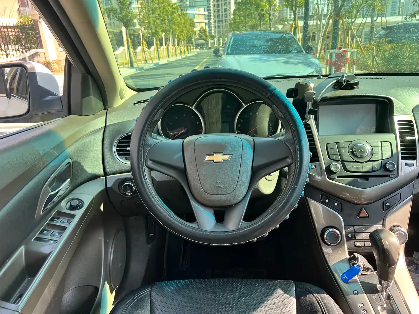 Chevrolet Cruze 2015 1.5L Automatic Luxury Edition фото 9