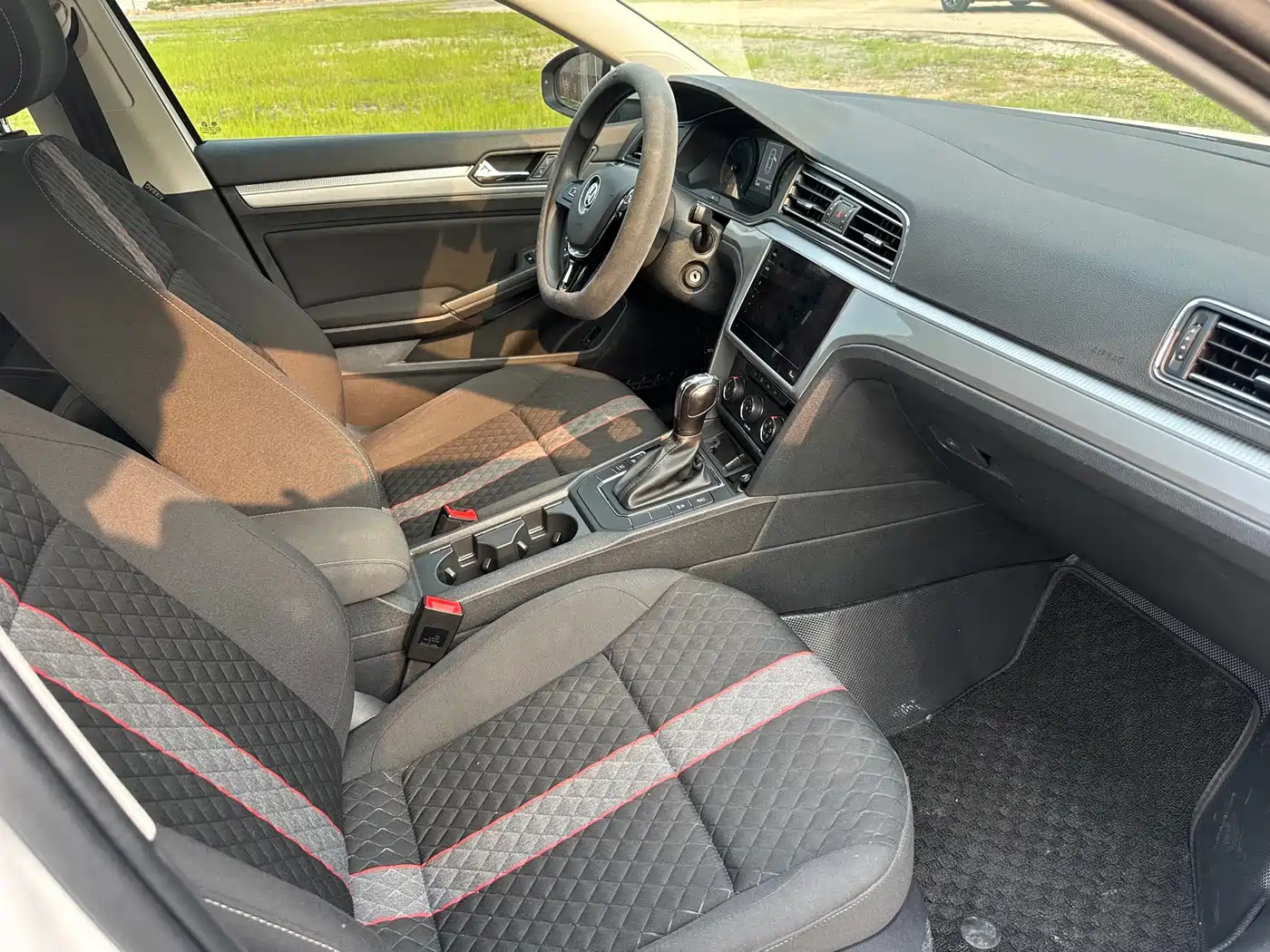 Volkswagen Lamando 2019 230TSI DSG Trend Edition China V фото 4