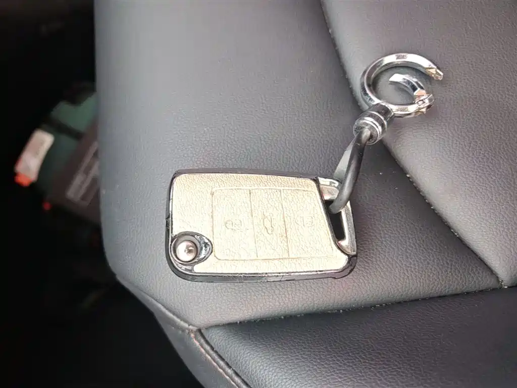VOLKSWAGEN TUYUE