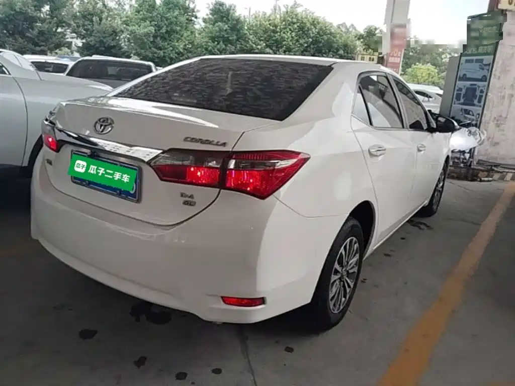 Toyota Corolla 2017 Facelift 1.2T S-CVT GL фото 7
