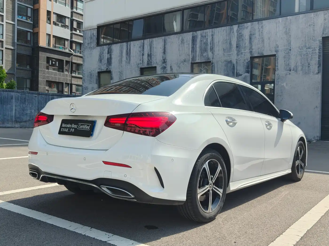 Mercedes-Benz A-Class 2023 A 200 L Fashion фото 9