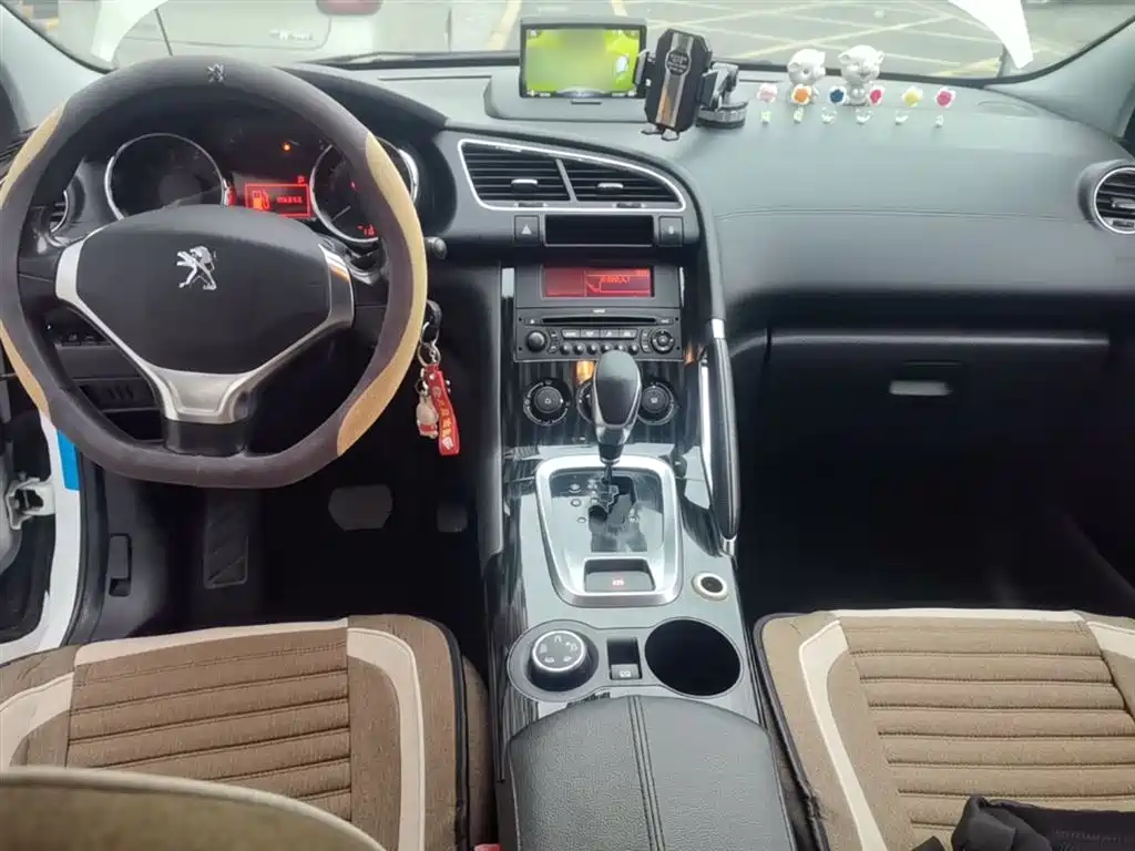 Peugeot 3008 2015 1.6THP Automatic Classic Edition фото 10