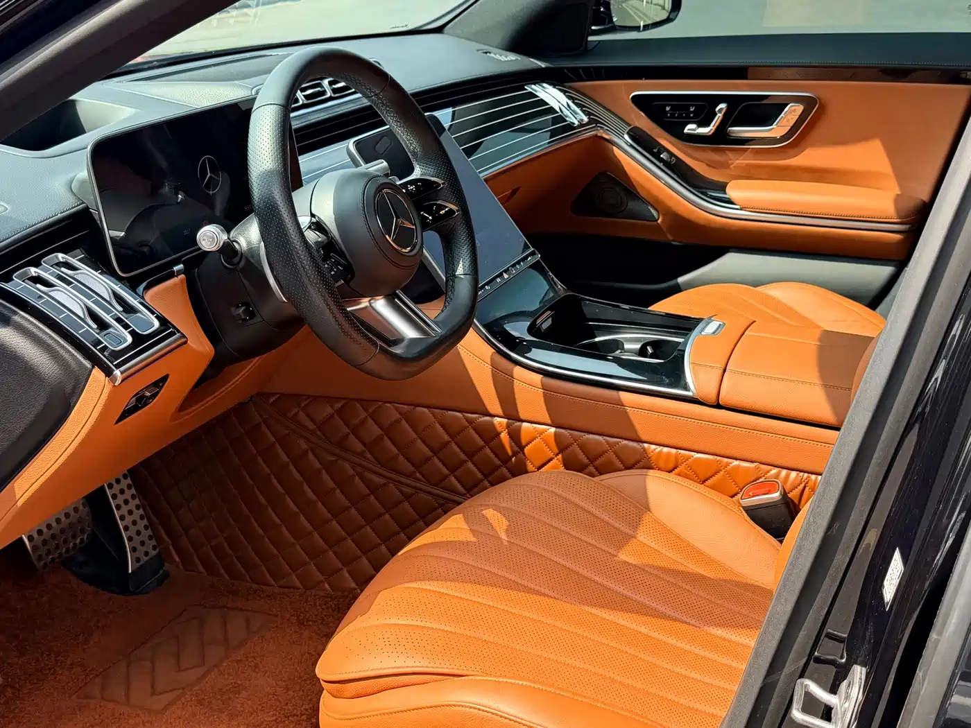 Фото 12 - Mercedes-Benz S-Class