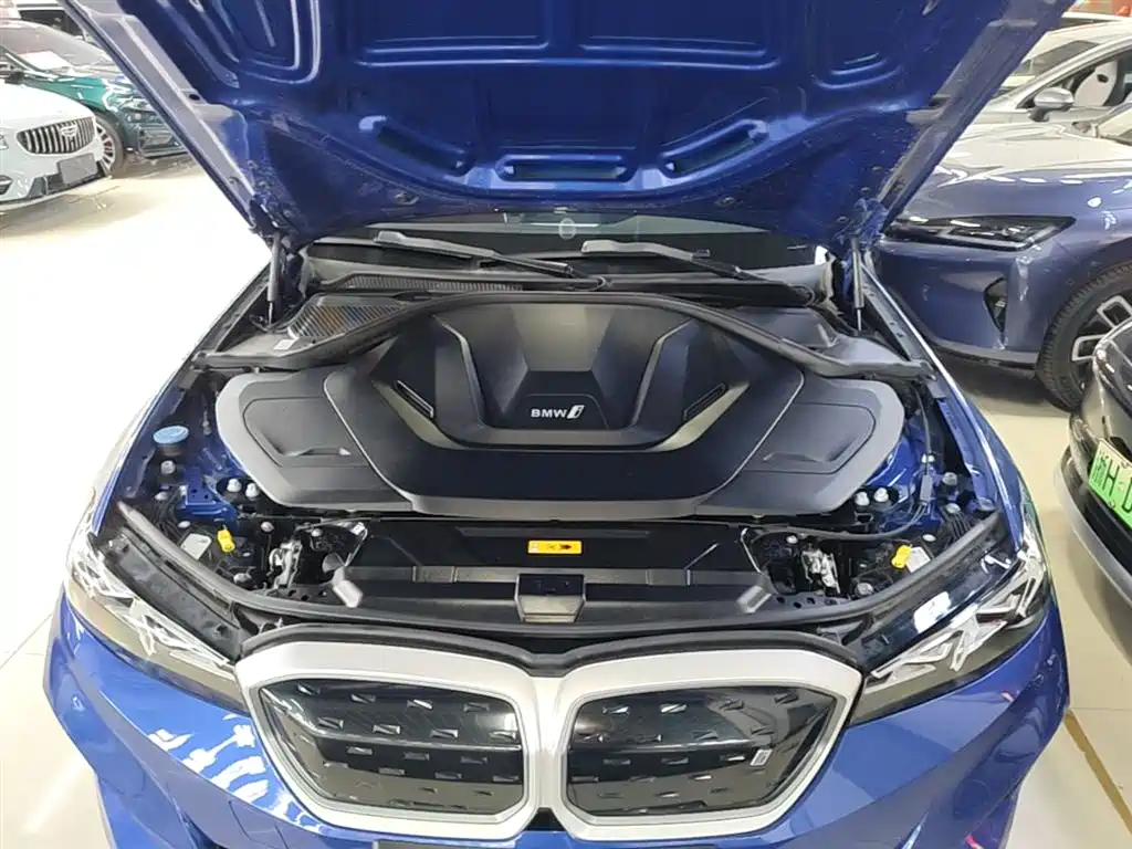 BMW i3 2022 eDrive 35 L фото 20