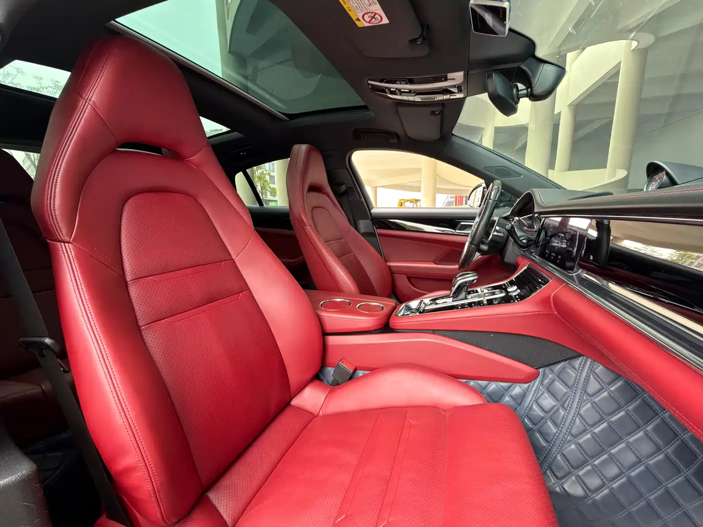 Porsche Panamera 2017 Panamera 3.0T фото 15
