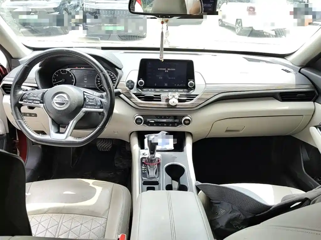 Фото 16 - Nissan Teana