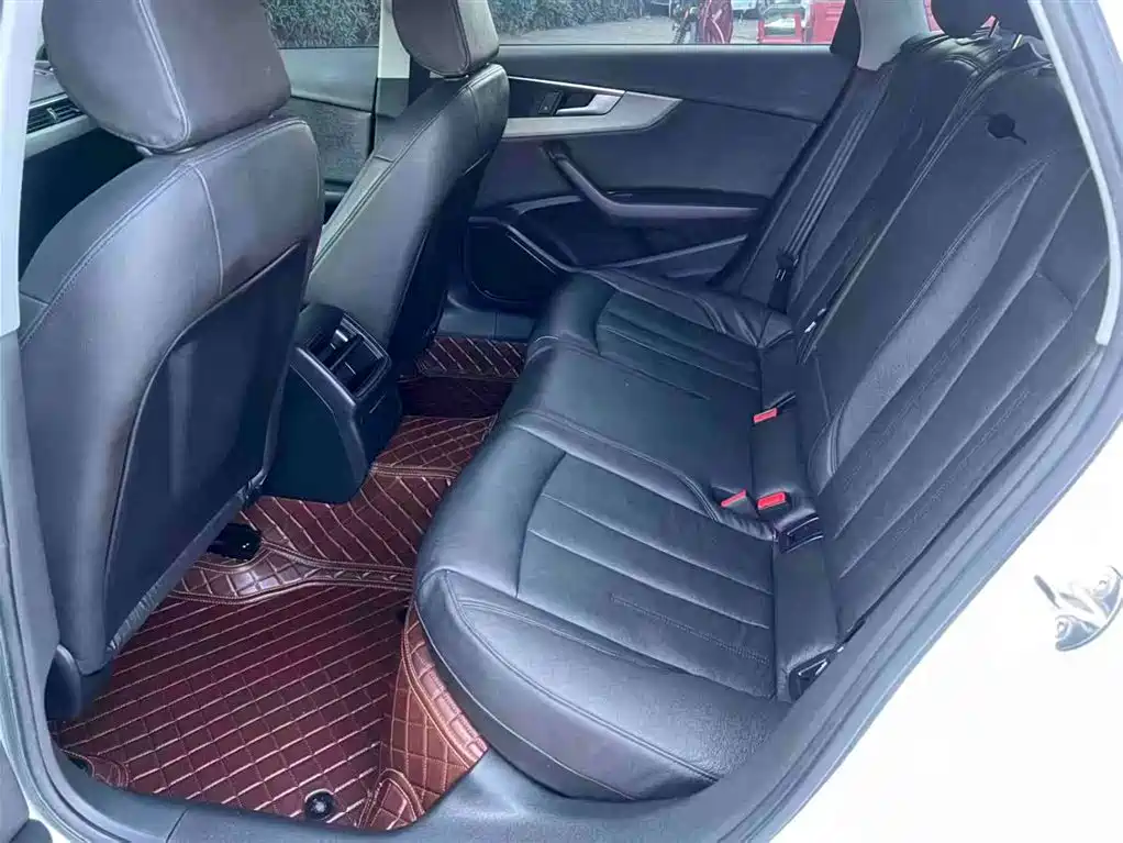 Audi A4L 2018 30th Anniversary 40 TFSI Progressive фото 6