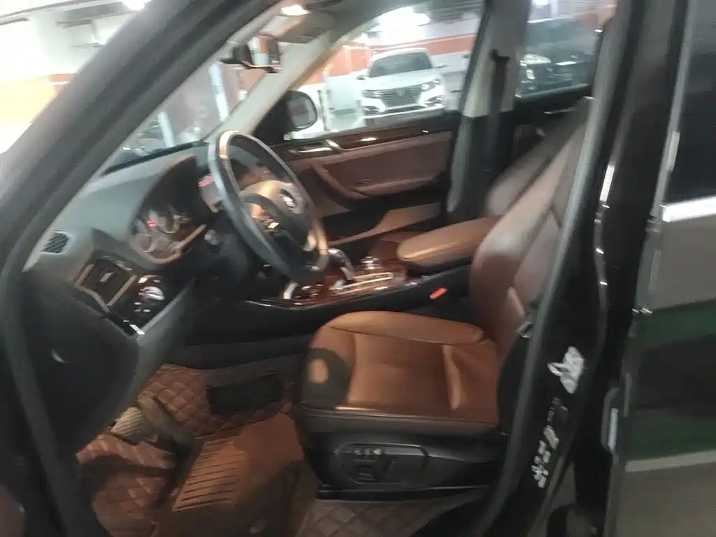 BMW X3 (Import) 2014 xDrive20i X Design Package фото 15
