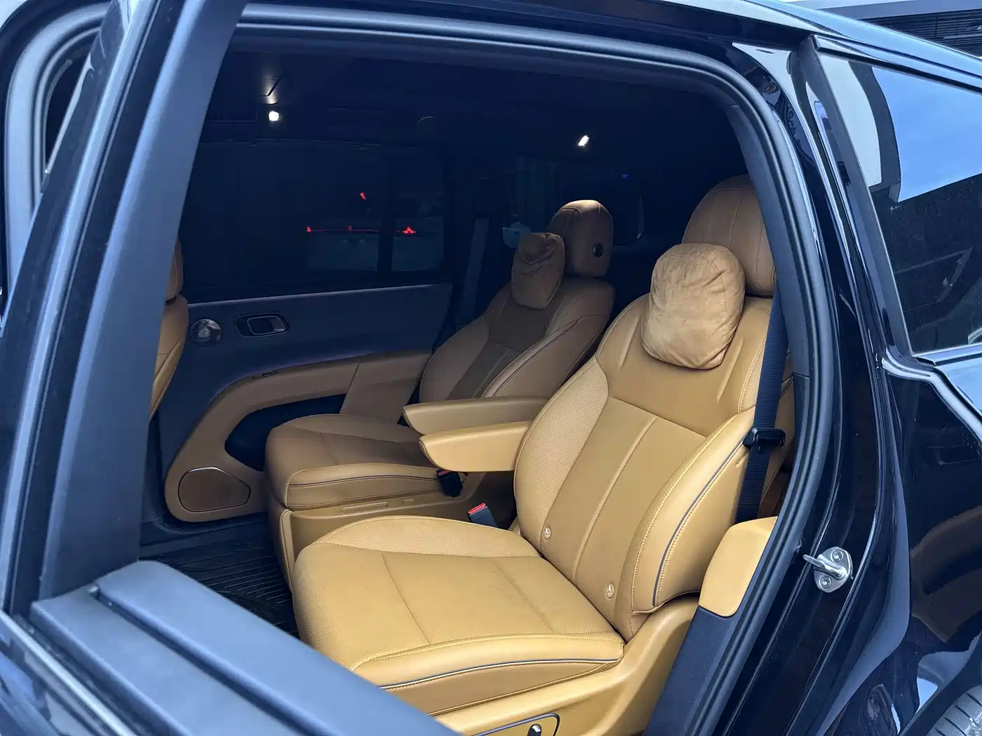 Li Auto Li i8 2026 2025 Standard Edition