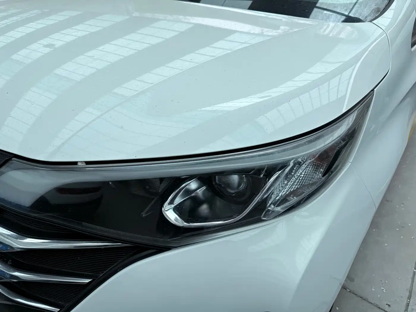 GAC Trumpchi Trumpchi M6 2019 270T Automatic Luxury (7-seater) China V фото 3