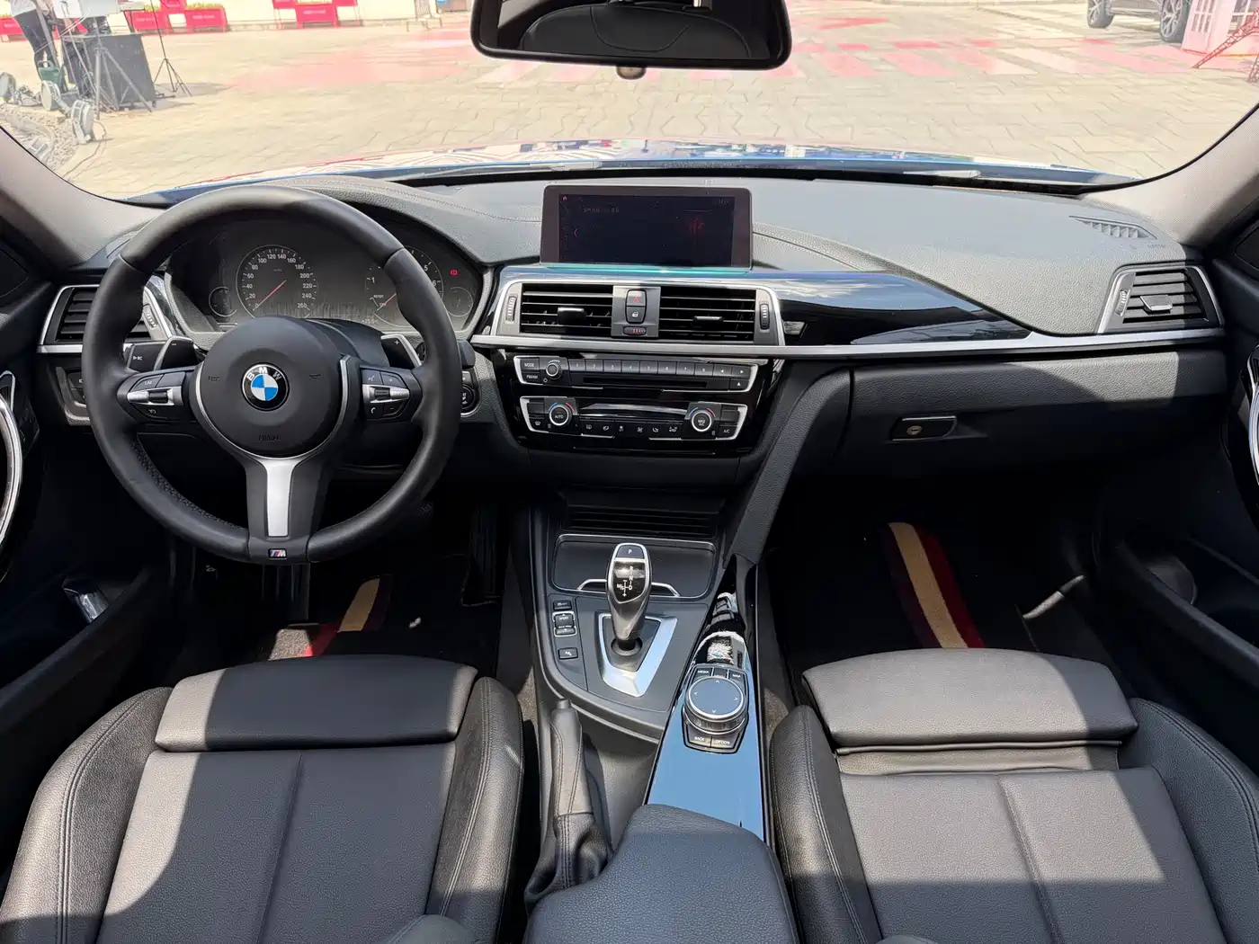 BMW 3 Series 2019 320Li M Luxury Package фото 9