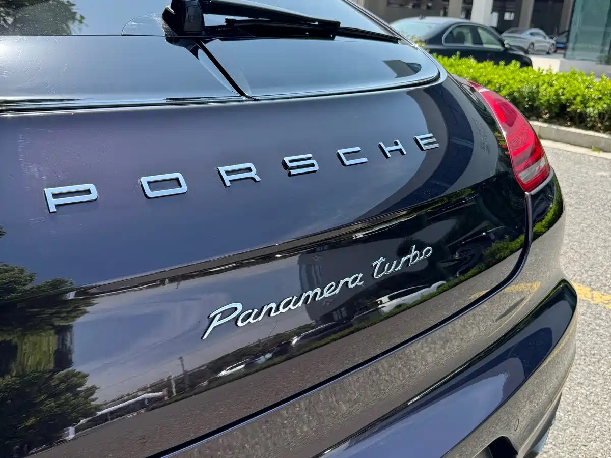 Porsche Panamera 2014 Panamera Turbo Executive 4.8T фото 13
