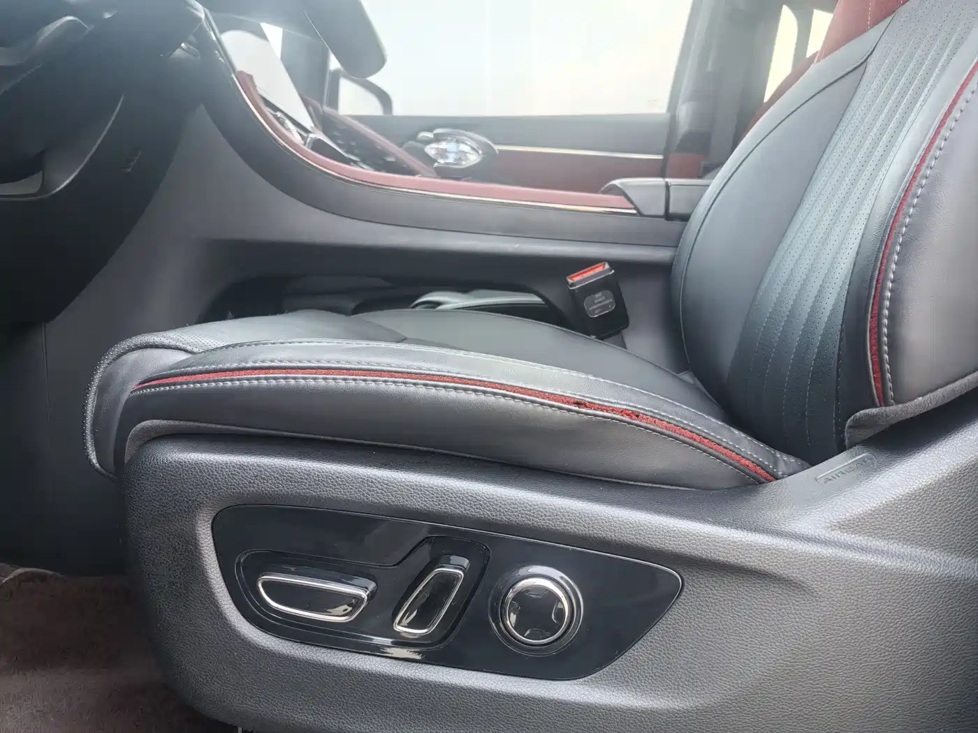 GAC Trumpchi Trumpchi M8 2023 Model Master Series 400T Flagship Edition фото 6