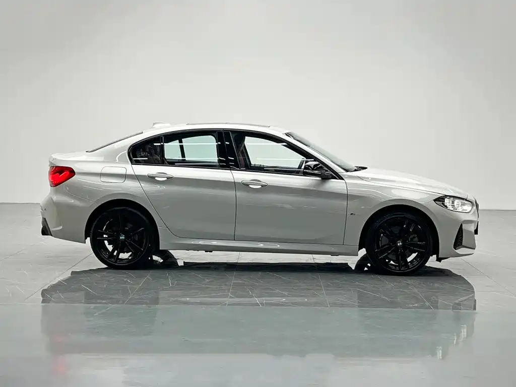 Фото 7 - BMW 1 Series