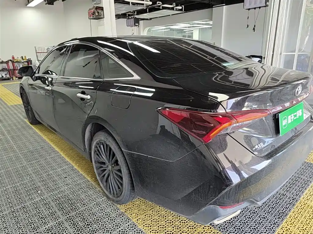 Toyota Avalon 2019 2.0L XLE Premium Edition (China VI) фото 5