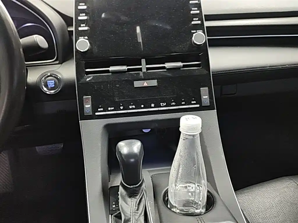 Toyota Avalon 2019 2.0L XLE Premium Edition (China VI) фото 13