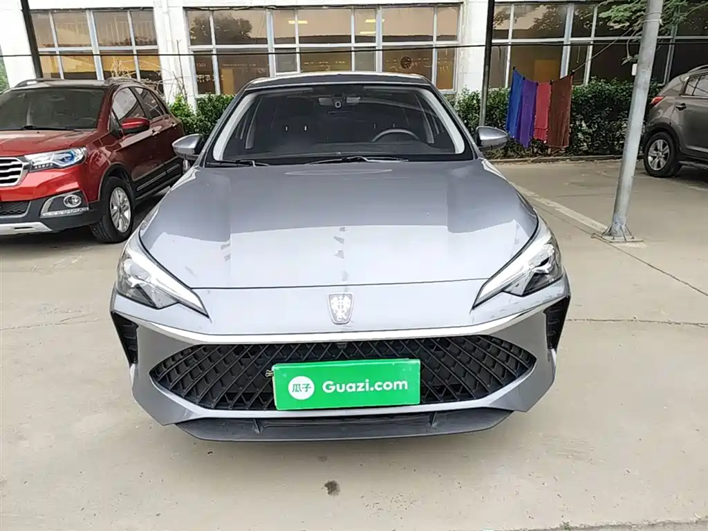 Roewe i5 2025 2023 1.5L Manual Comfort Edition