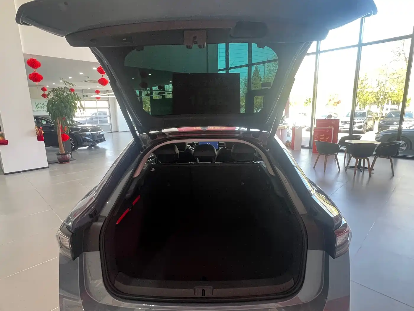 VOLKSWAGEN ID.7 VIZZION