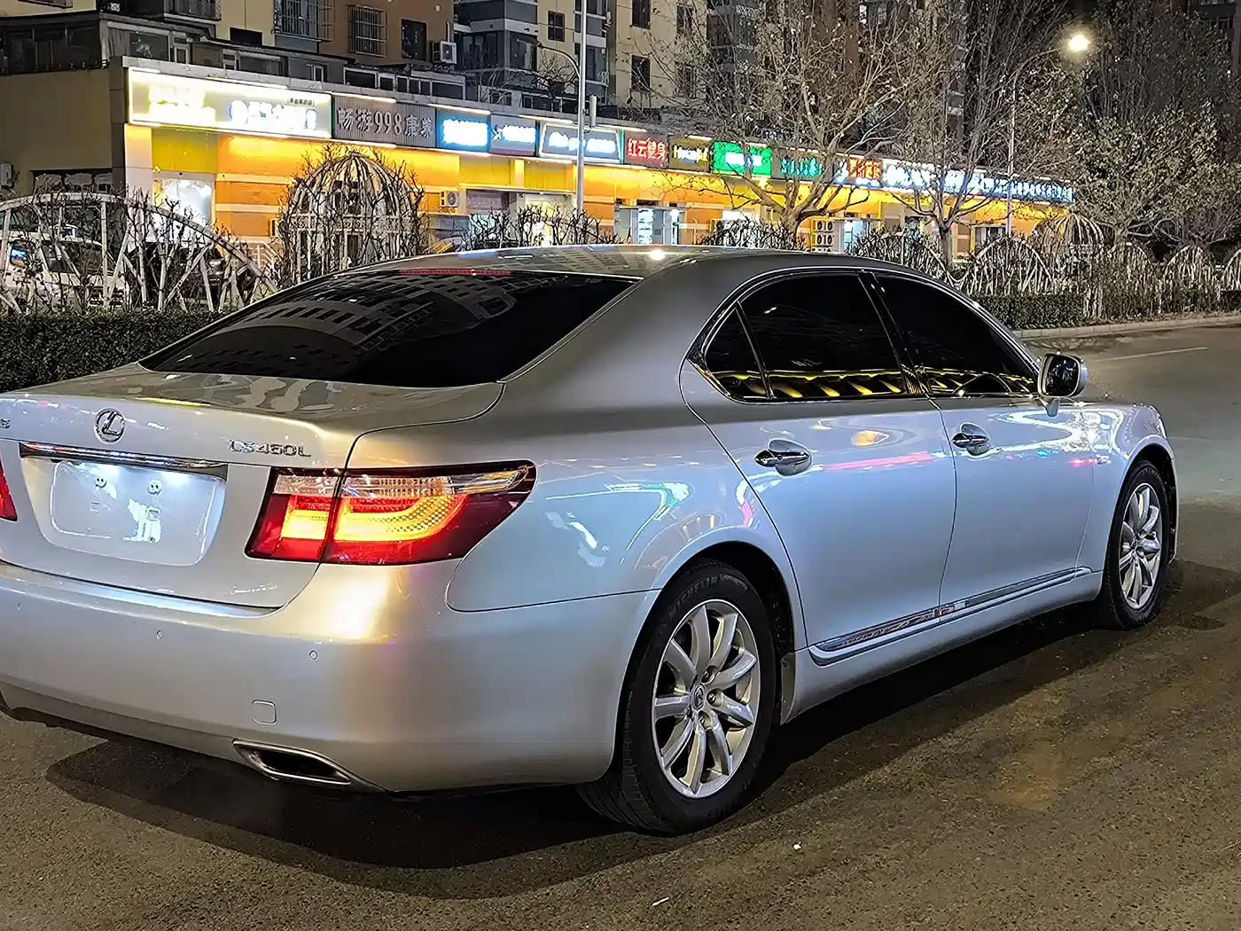 Lexus LS 2006 460L фото 5