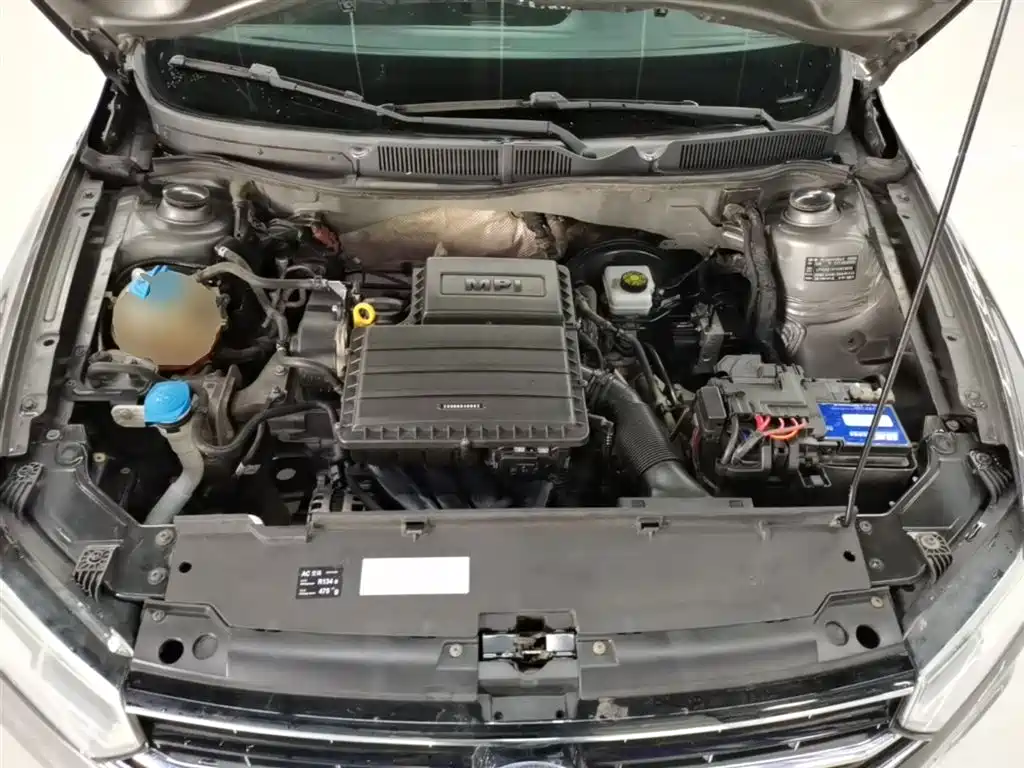 Volkswagen Bora 2016 Model 1.6L Automatic Comfort фото 20