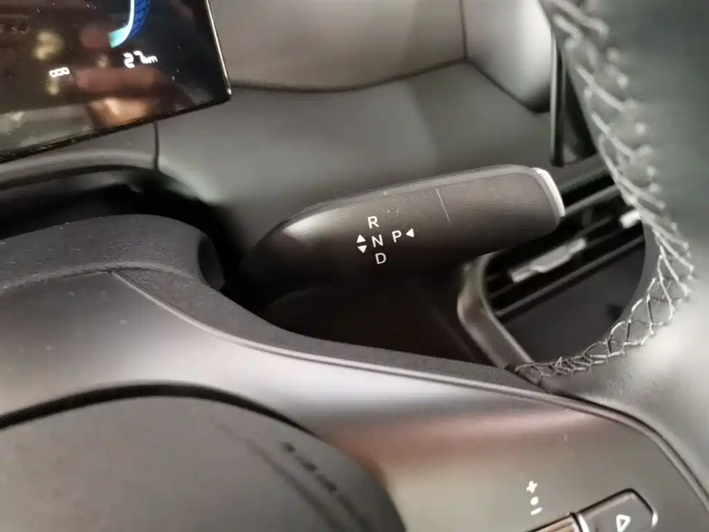 BYD Qin PLUS 2026 DM-i Smart Edition 128KM Progressive фото 14