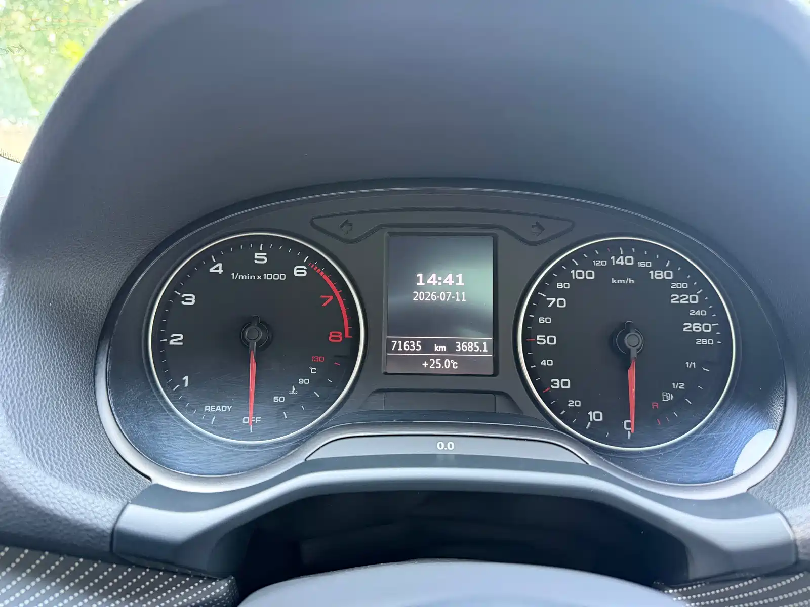 Photo 13 - Audi Q2L