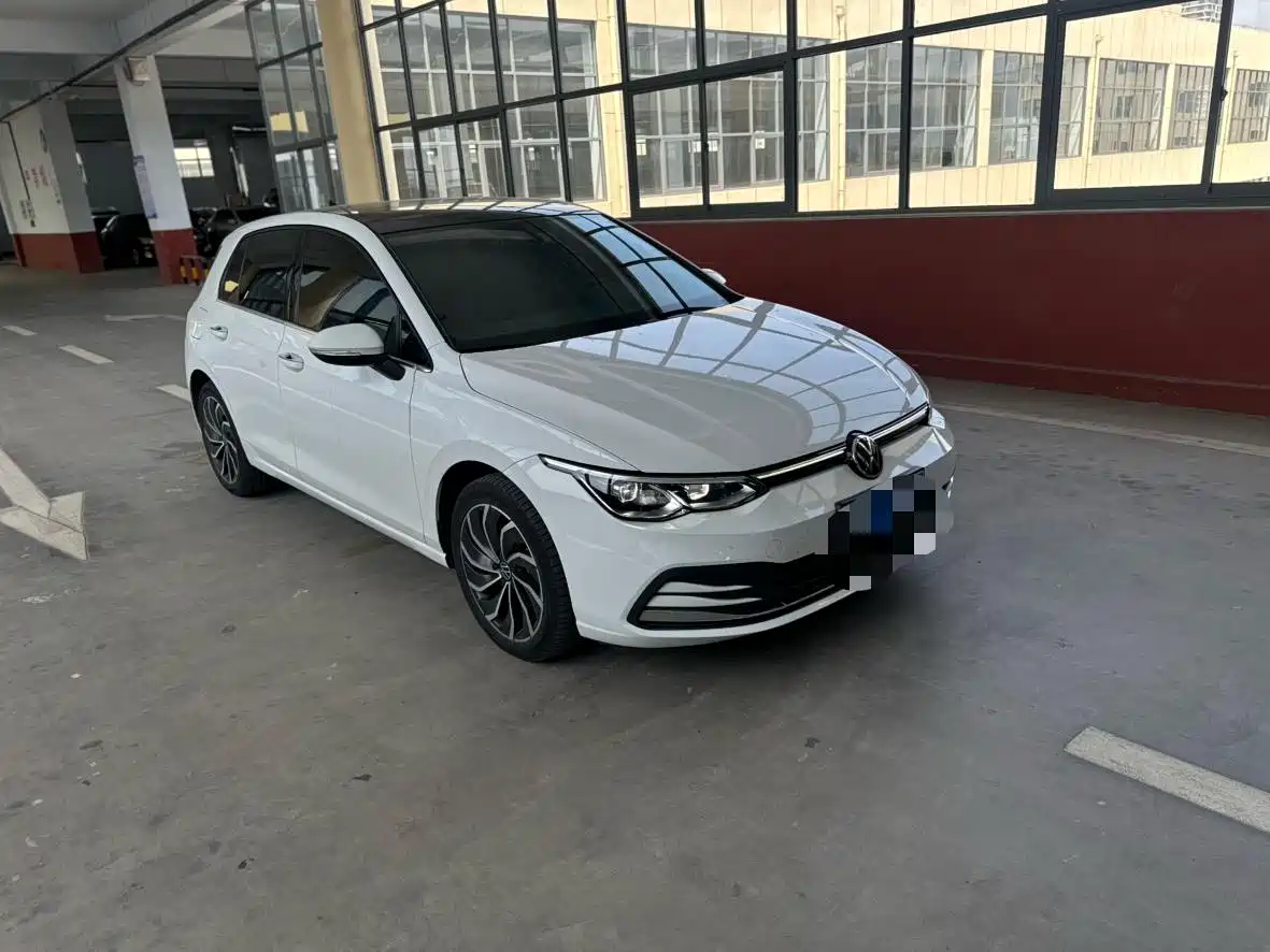Volkswagen Golf 2023 280TSI DSG Pro фото 3