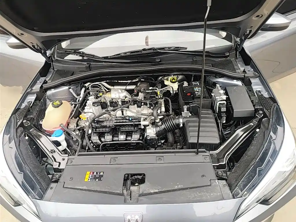 Roewe i5 2025 2023 1.5L Manual Comfort Edition