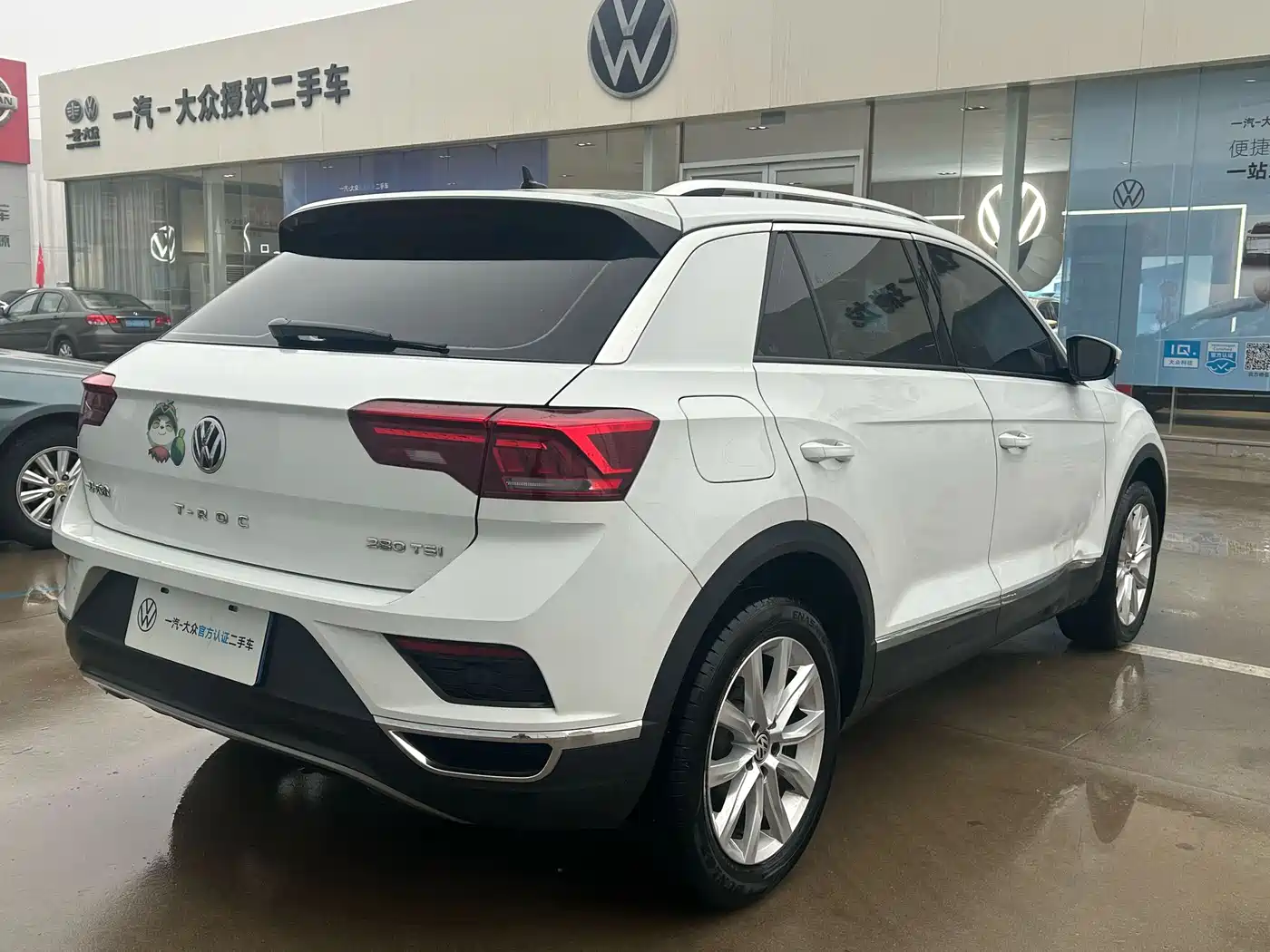 Volkswagen T-ROC 2021 280TSI DSG 2WD Elite Connected фото 3