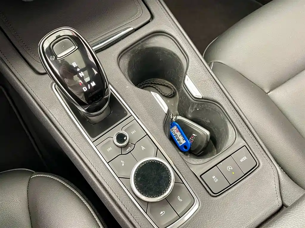 Cadillac XT4 2020 28T FWD Leading Trim фото 10