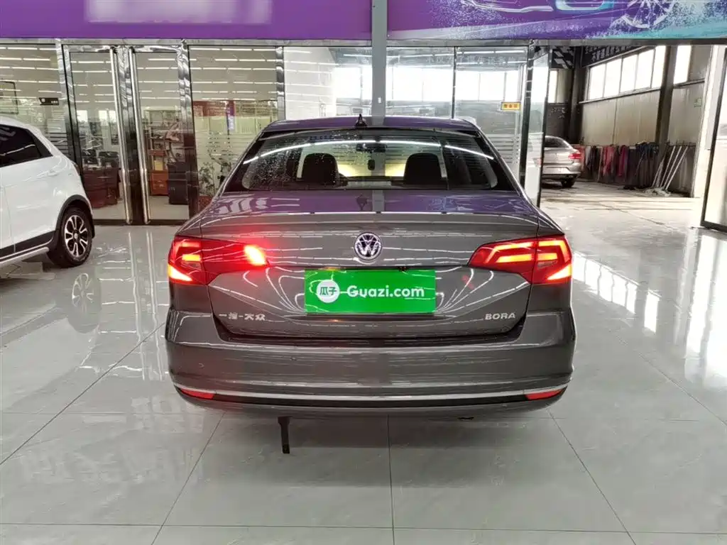 Volkswagen Bora 2016 Model 1.6L Automatic Comfort фото 6