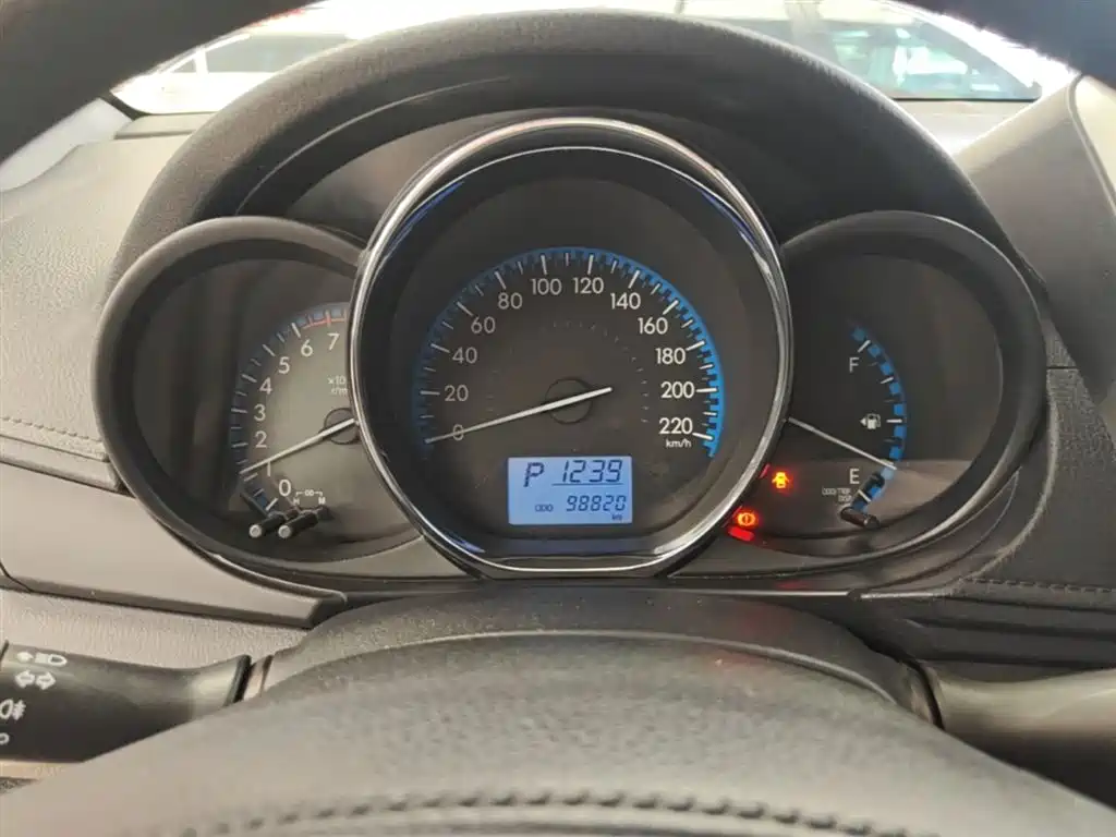 Toyota Vios 2017 1.5L CVT Pioneer фото 12