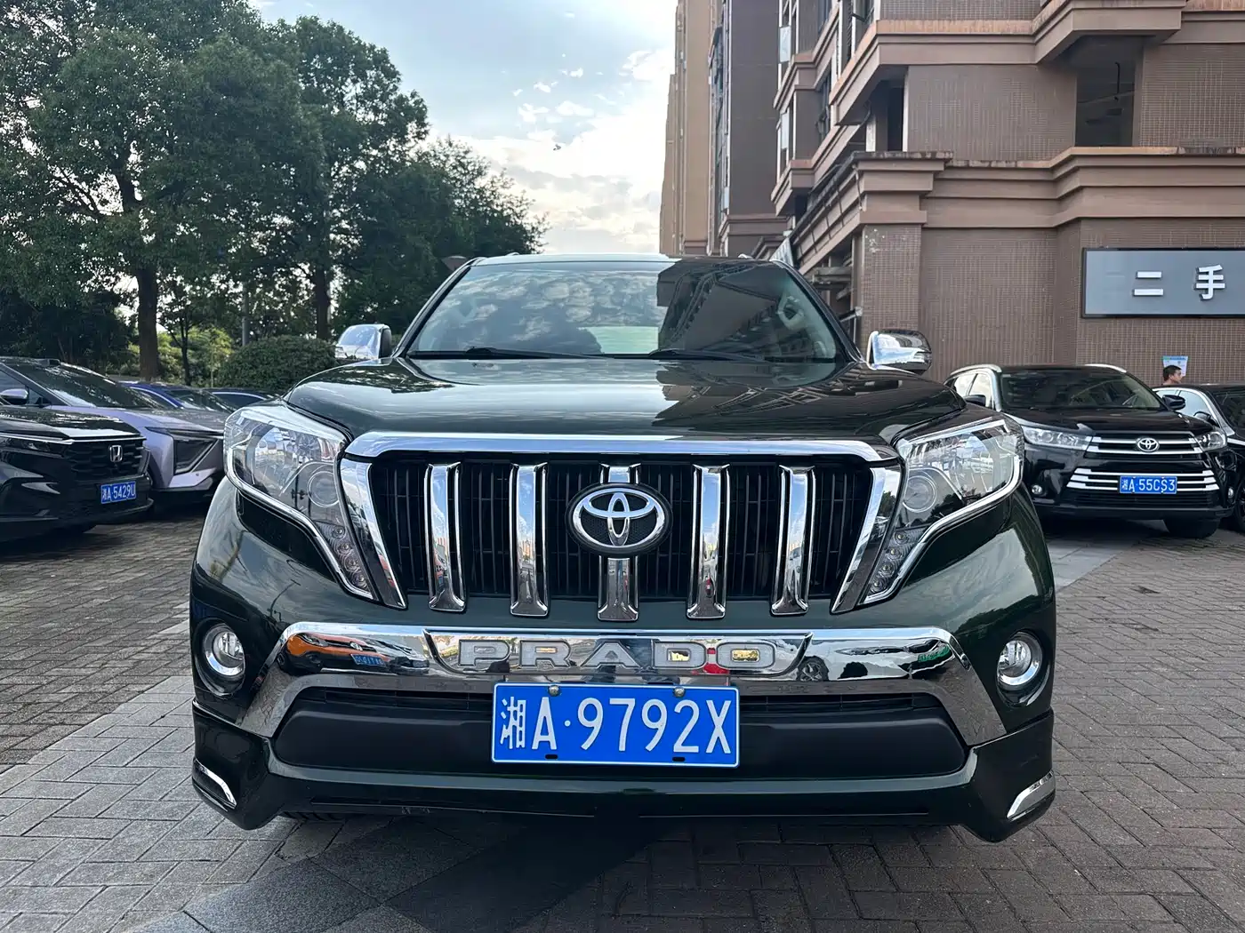 Toyota Prado 2015 2016 2.7L Auto Standard Edition