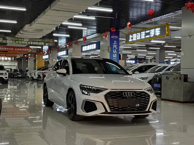 Audi A3 2022 Sportback 35 TFSI Style Sport — фото 3