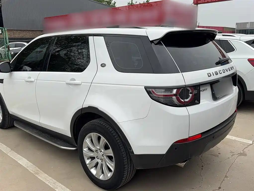 Land Rover Discovery Sport 2019 240PS SE Edition China VI фото 7