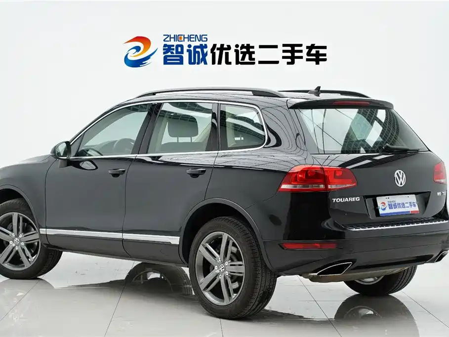 Volkswagen Touareg 2011 3.0TSI Comfort фото 34