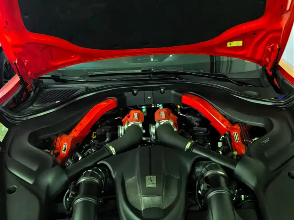 Ferrari Roma 2021 2020 3.9T V8