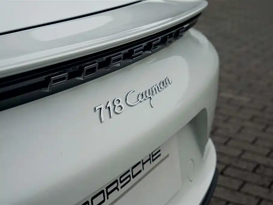 Porsche 718 2022 Cayman 2.0T фото 15
