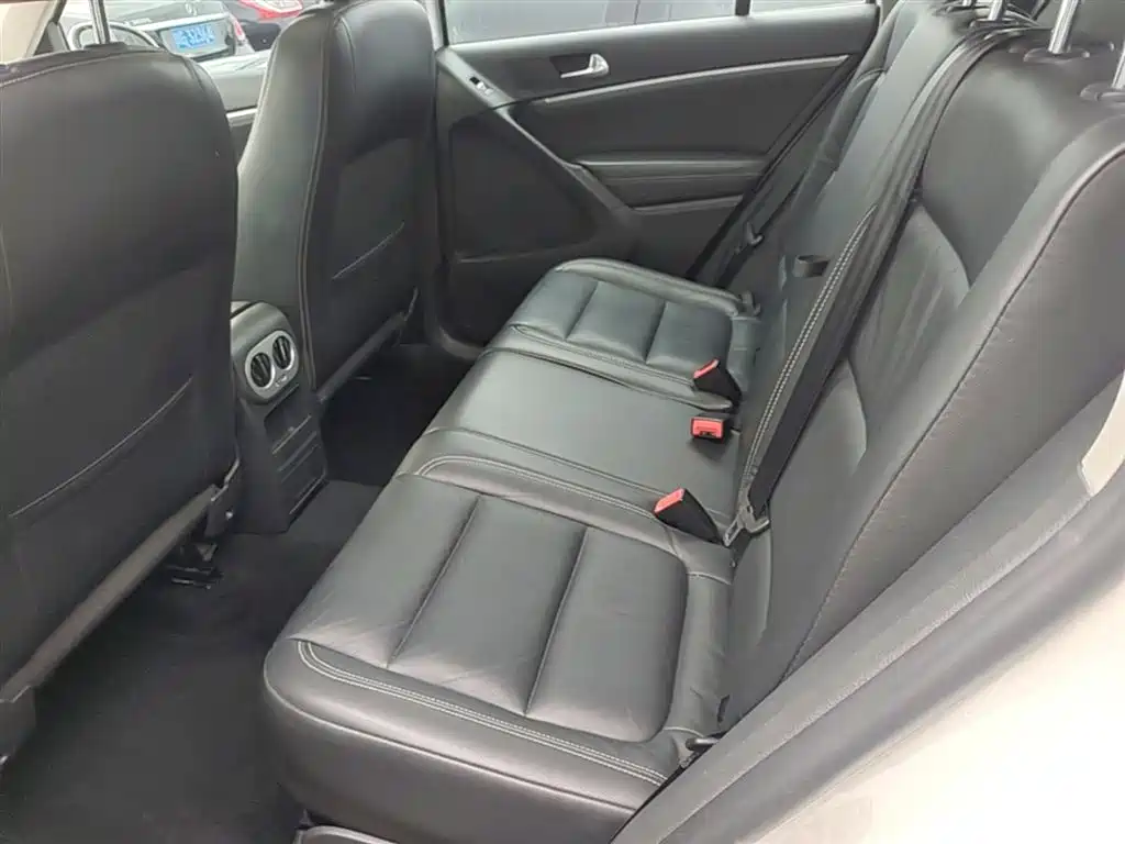 Volkswagen Tiguan 2016 280TSI Automatic 2WD Silk Road Comfort фото 17