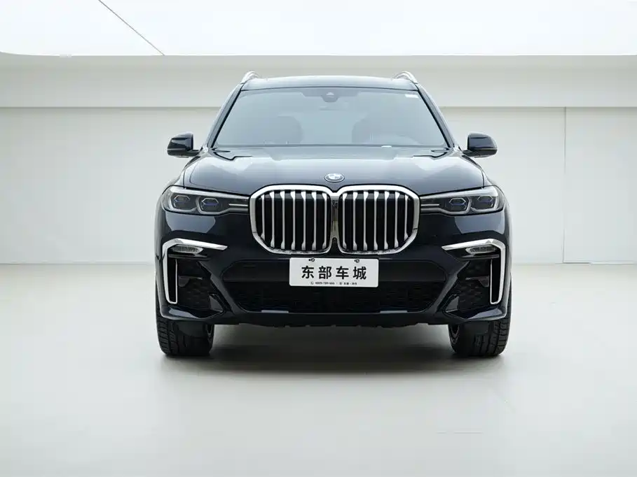 BMW X7 2022 xDrive40i Exclusive M Sport Package фото 2